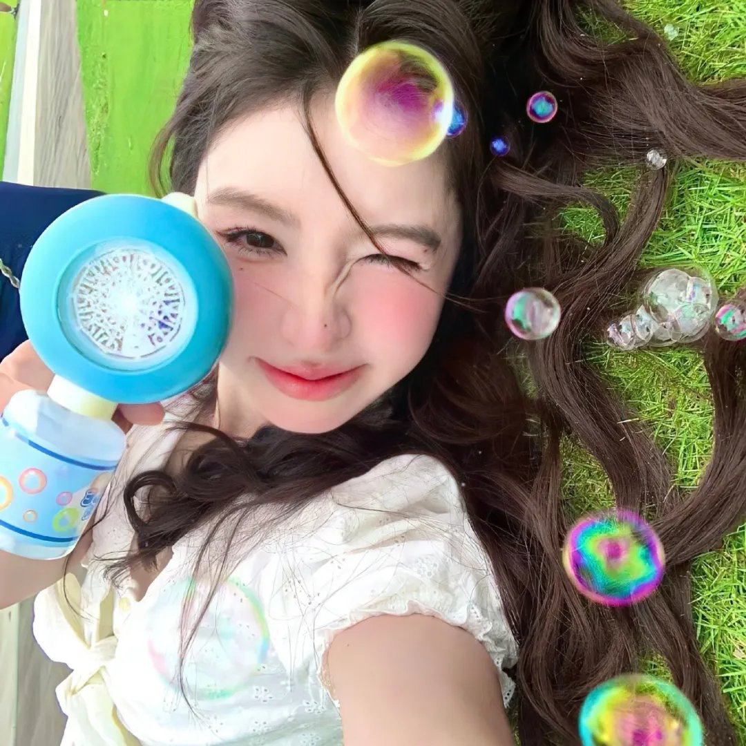 不愿恋爱的雀斑小姐